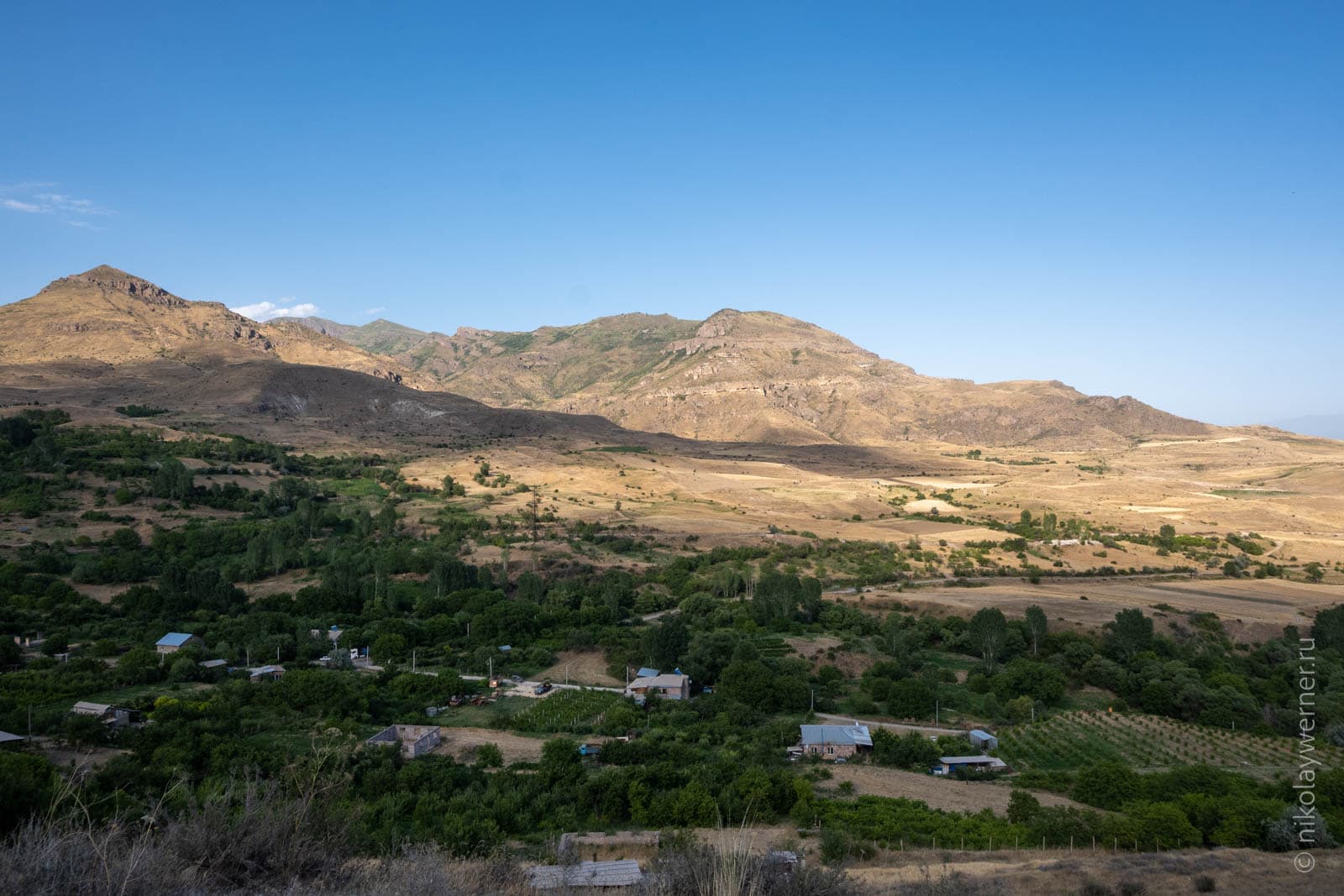Вид с трассы М2, открывающийся в районе села Чива