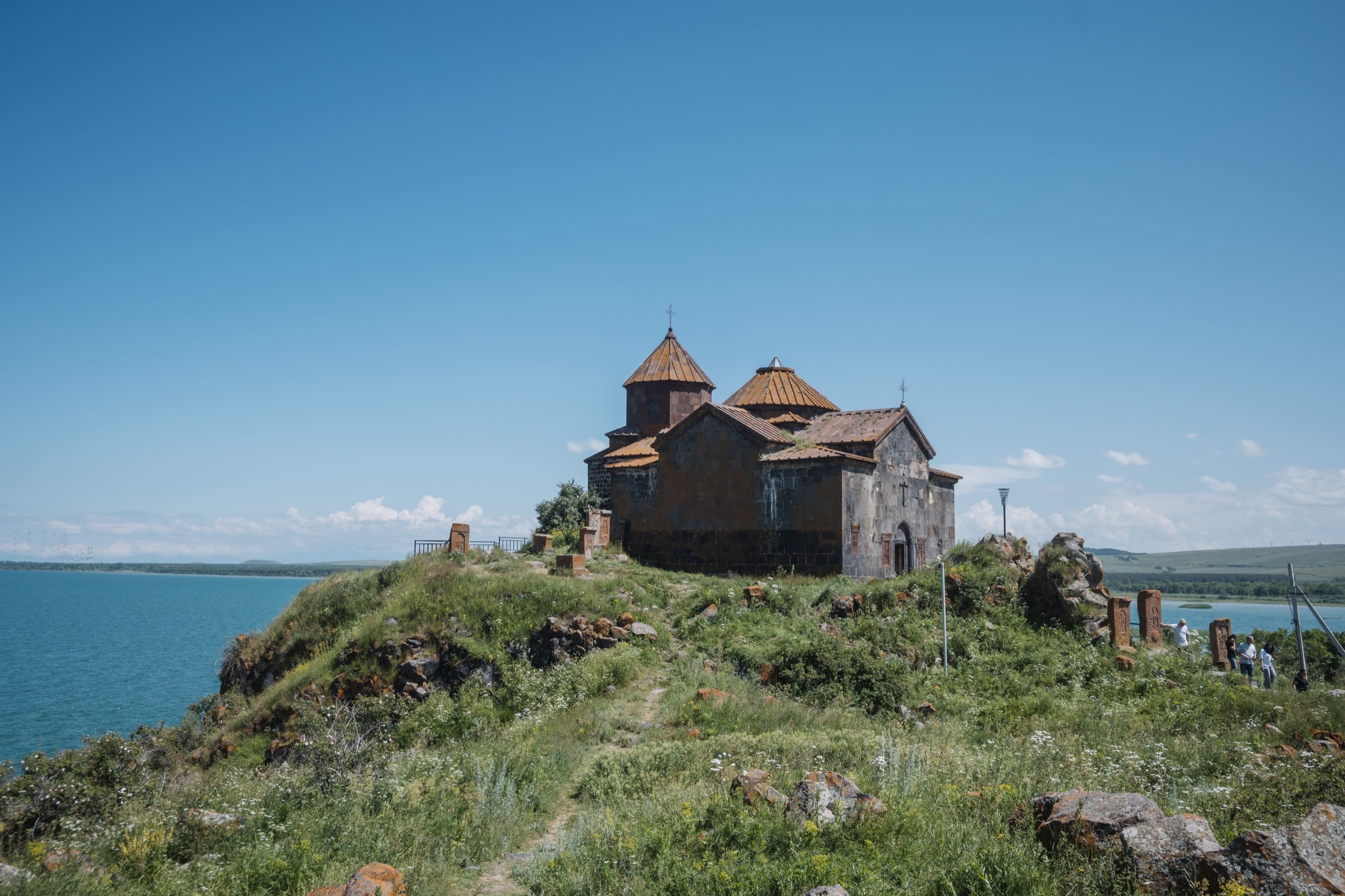 Монастырь Айраванк, вид с севера