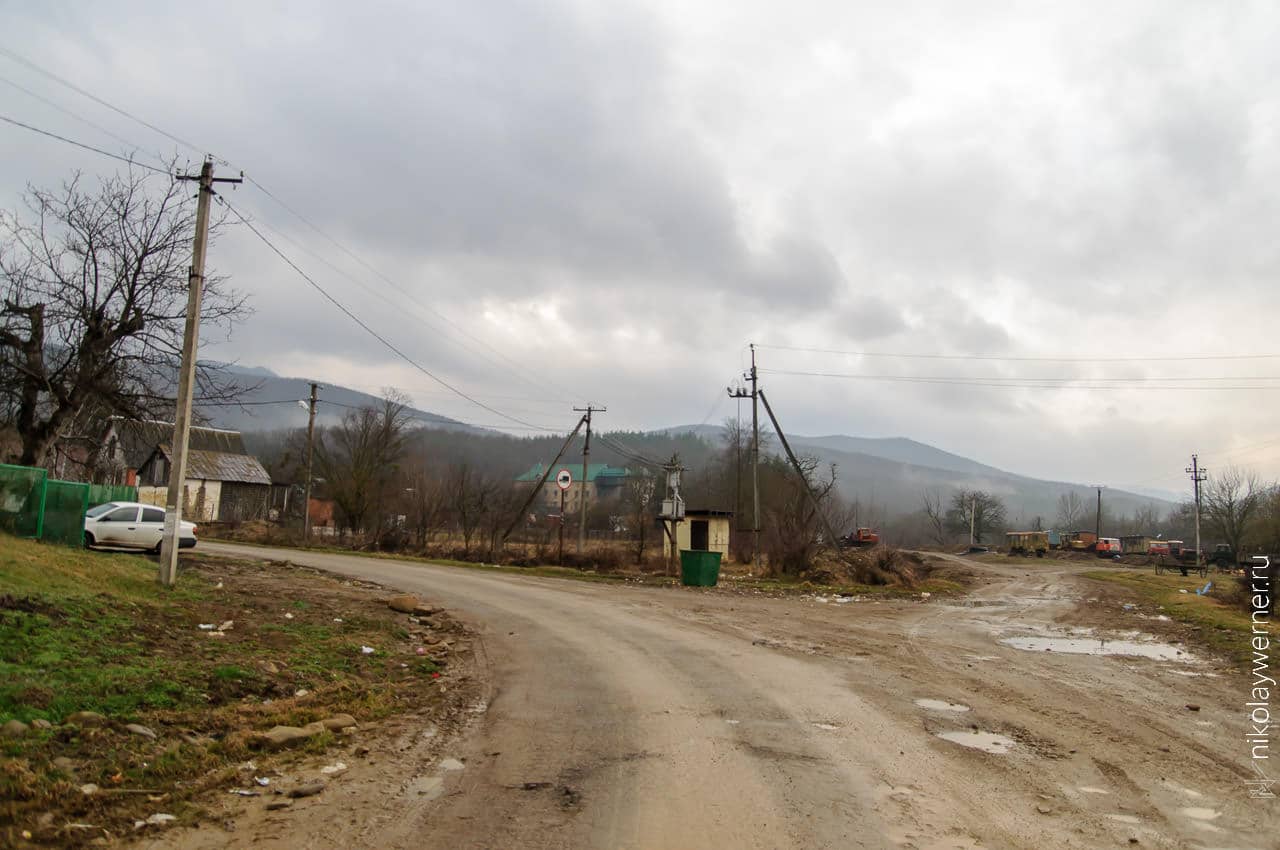 Поворот перед развилкой