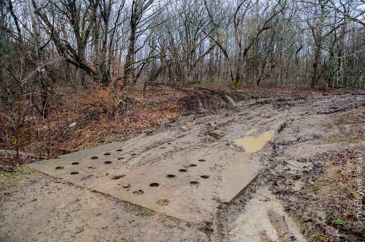 Дороги отходящие в стороны от основной дороги на Собер-Баш