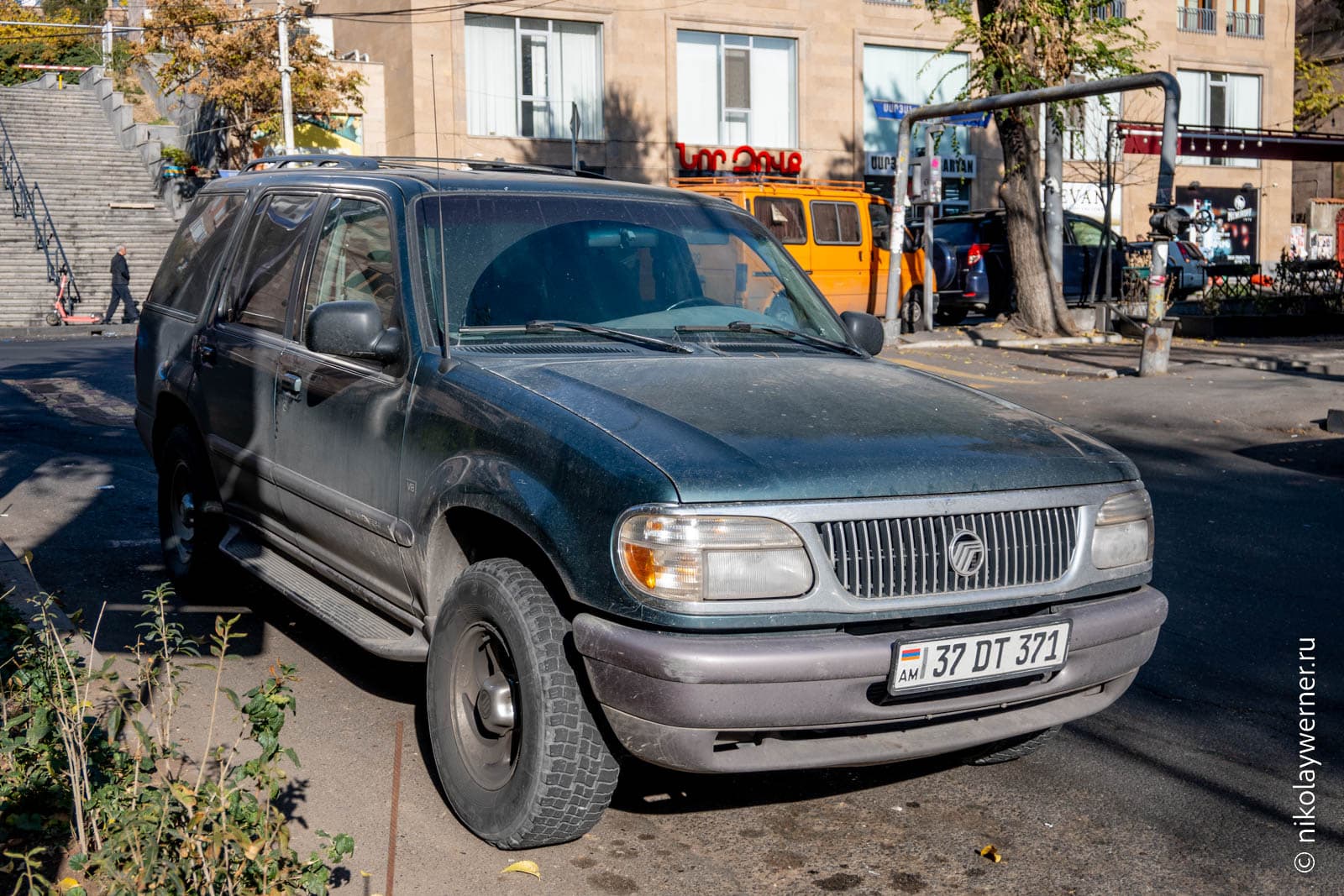 Mercury Mountaineer